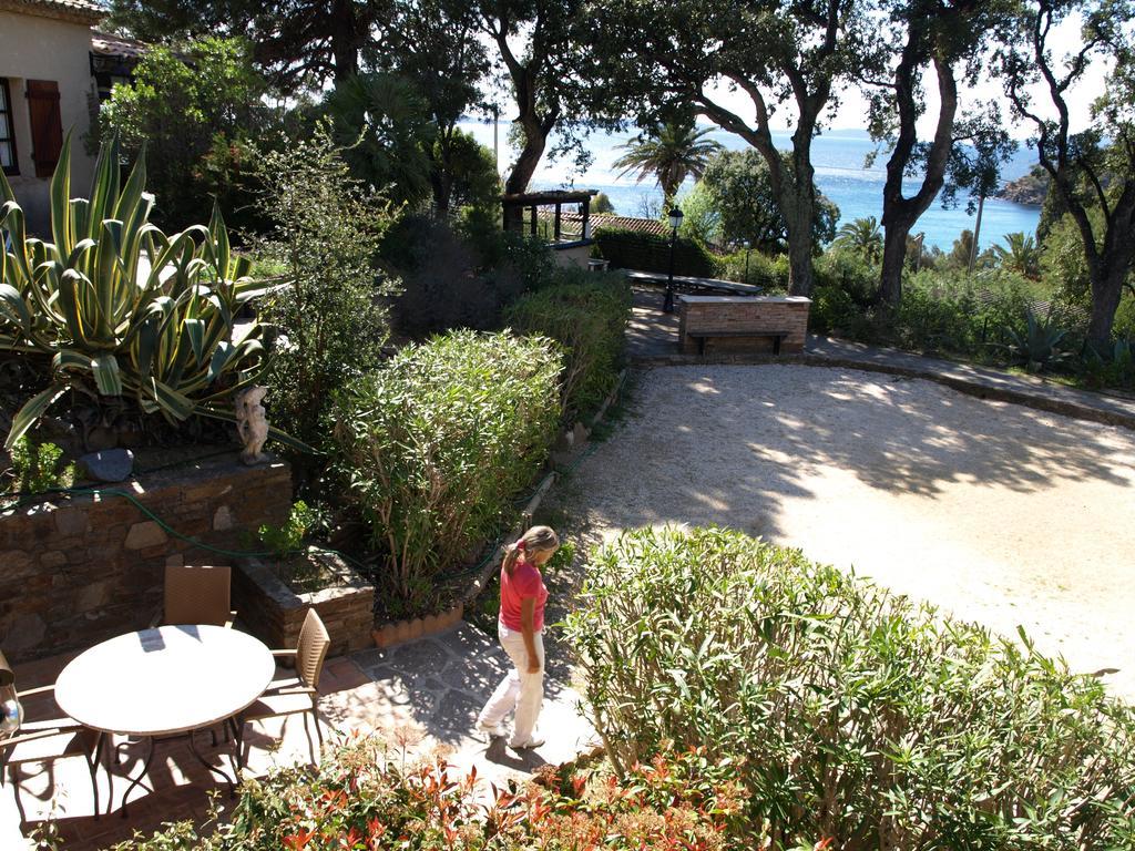 Aparthotel Les Lauriers Roses Le Le Rayol-Canadel-sur-Mer Zewnętrze zdjęcie