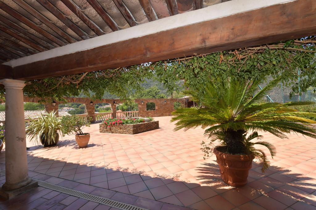 Aparthotel Les Lauriers Roses Le Le Rayol-Canadel-sur-Mer Zewnętrze zdjęcie